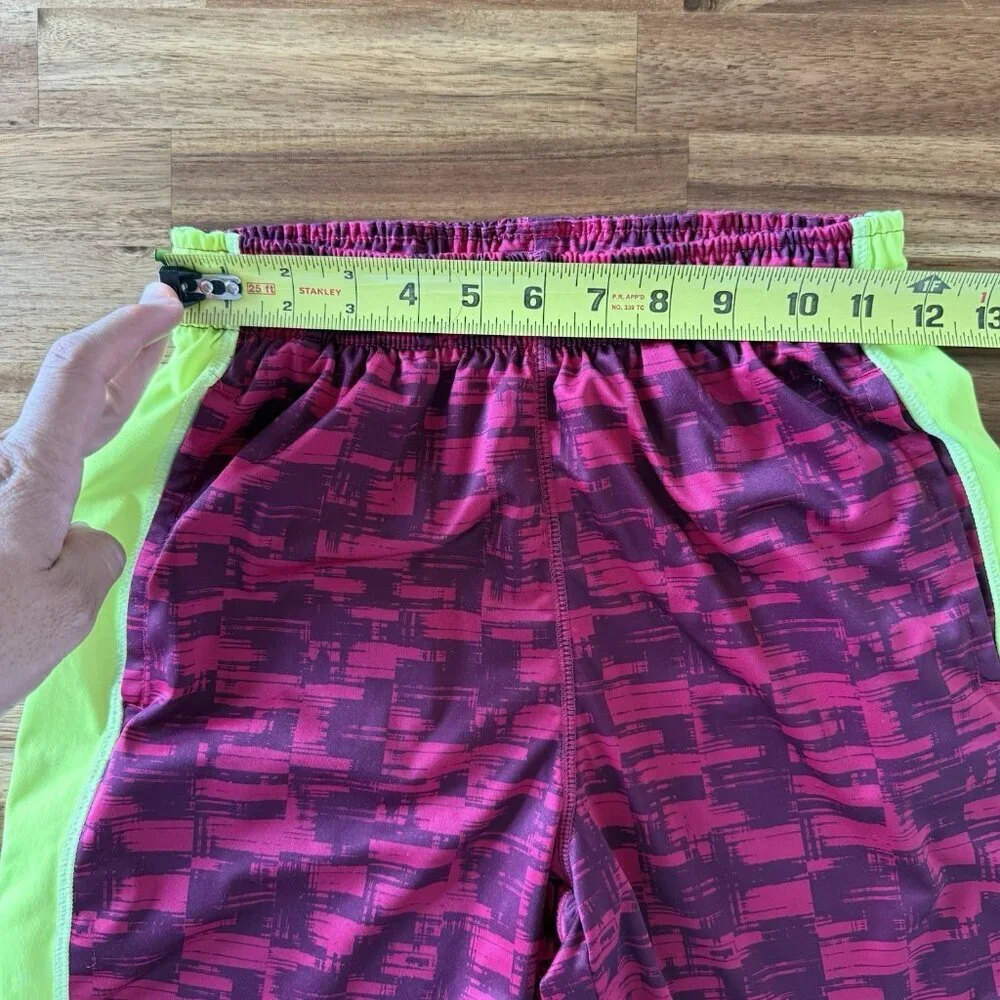 Nike Athletic Shorts BOY YOUTH Size LARGE Basketball Skateboarding Loose Fit‎